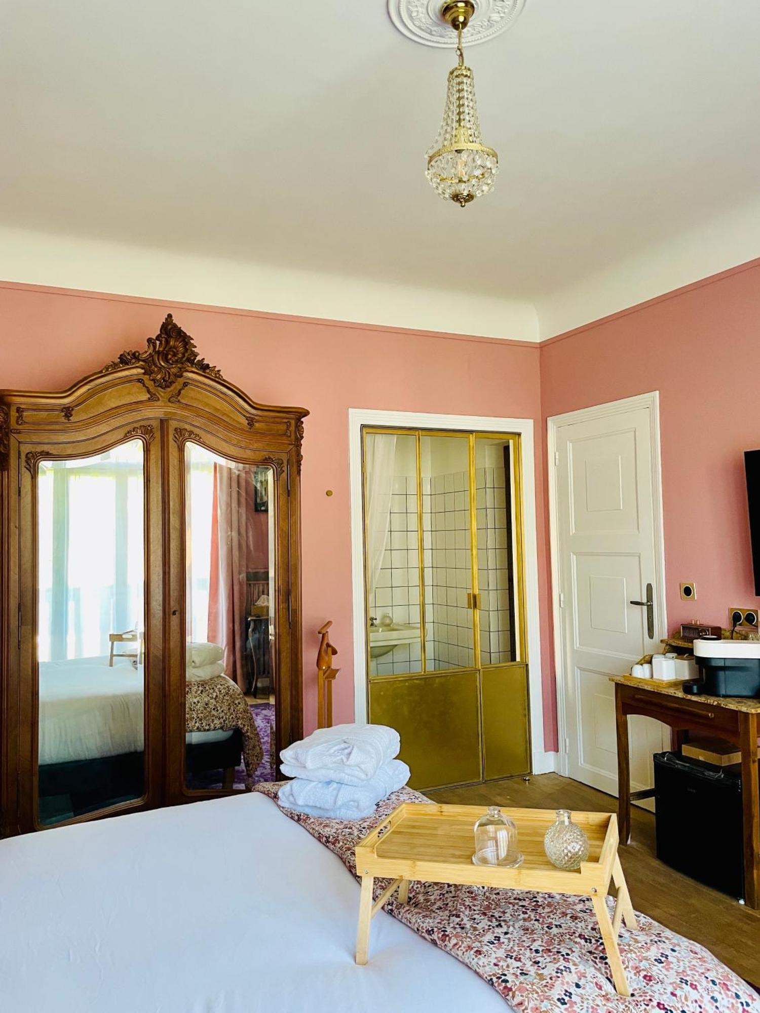 La Maison Au Toit Vert Espalion Dış mekan fotoğraf
